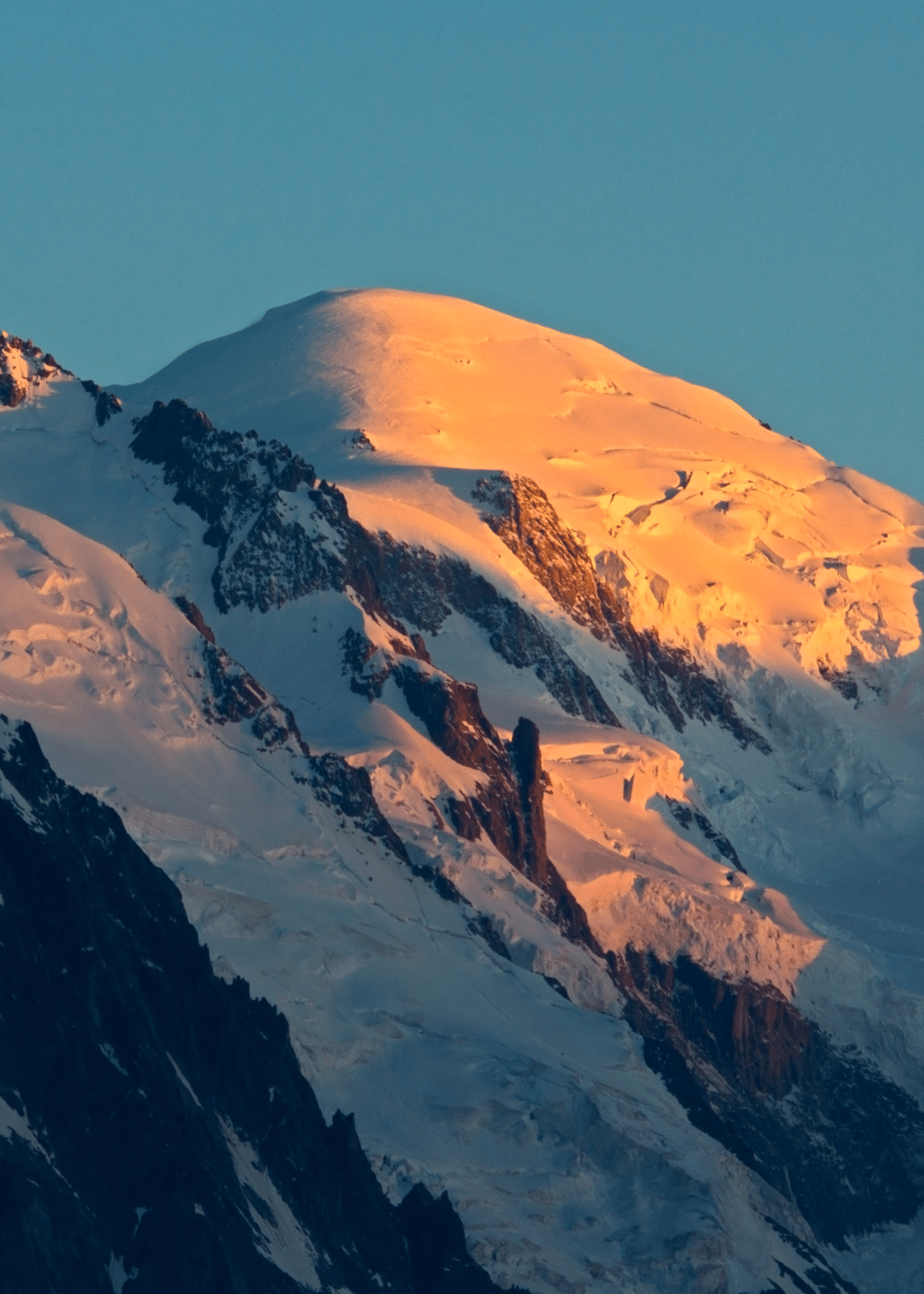 When Is The Best Time to Trek the Tour Du Mont Blanc? - winter