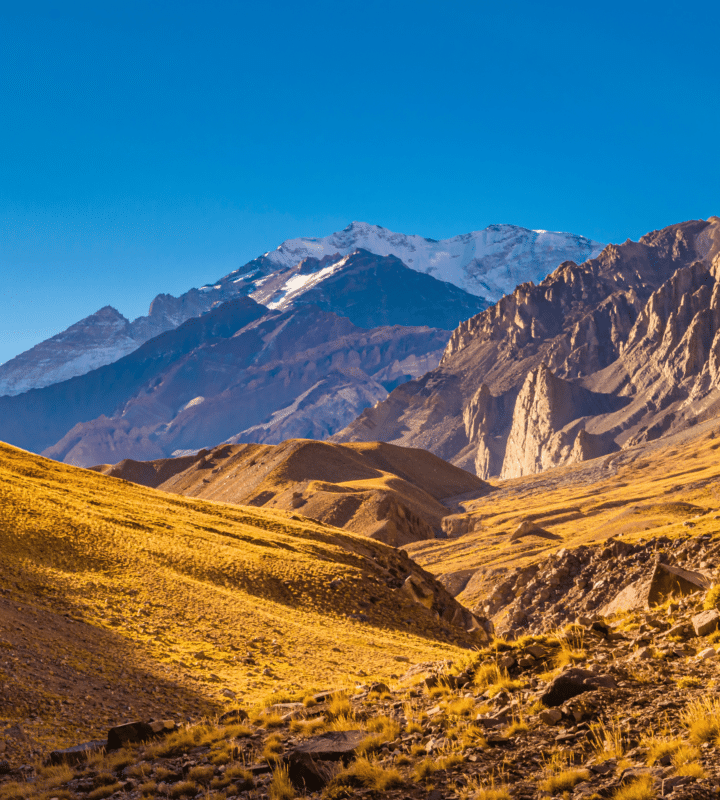 How to climb Mount Aconcagua summit?
